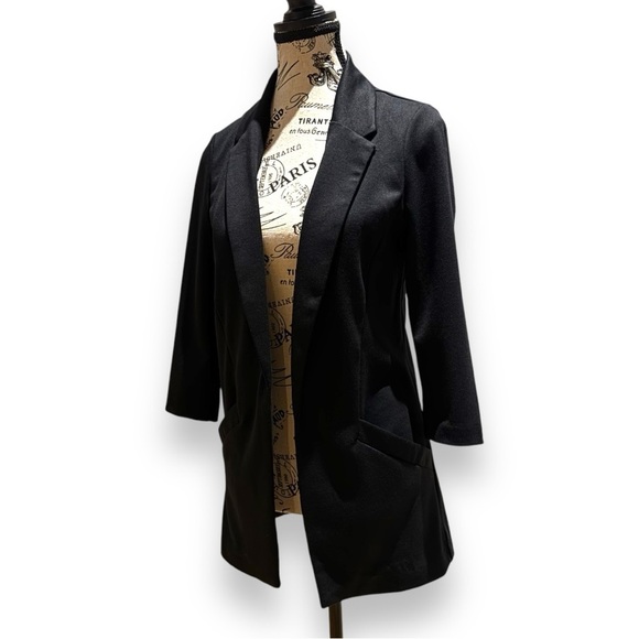 ✨Dynamite Black Open Blazer -  XS | Good Condition✨​​​​ - Picture 3 of 15